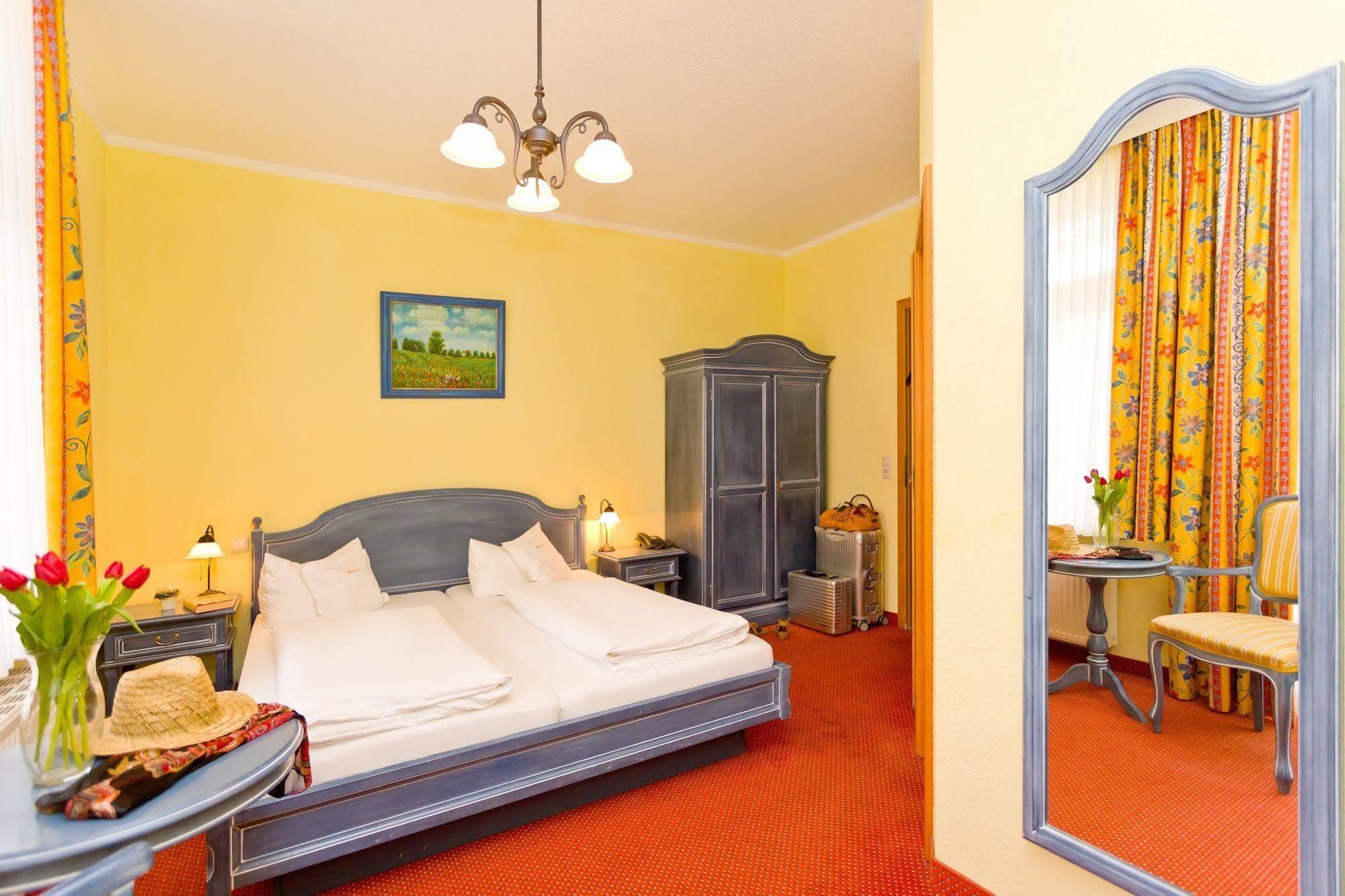 Hotel Garni Getreuer Eckart Binz Esterno foto